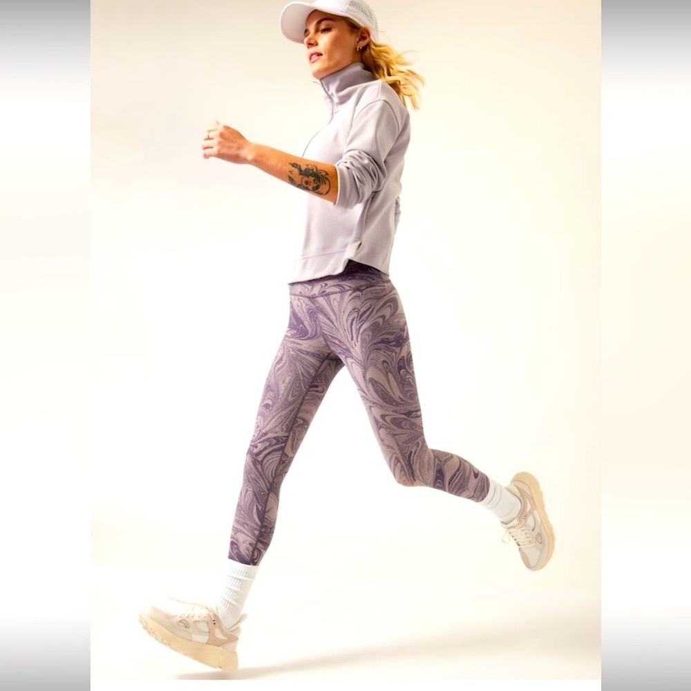 NWT Transcend 7/8 Tight Size XL in Sumi Marble Violet